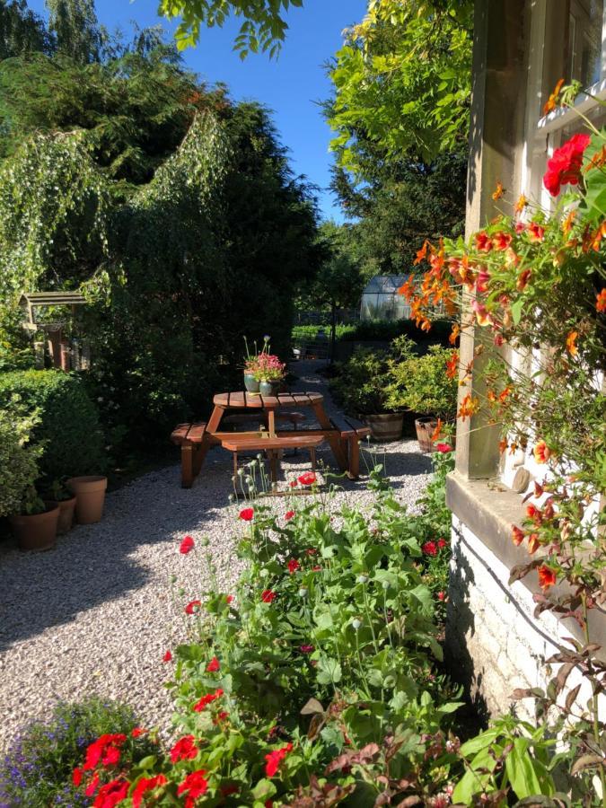 The Hollow Bed And Breakfast Great Longstone Exteriér fotografie