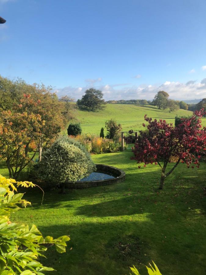 The Hollow Bed And Breakfast Great Longstone Exteriér fotografie