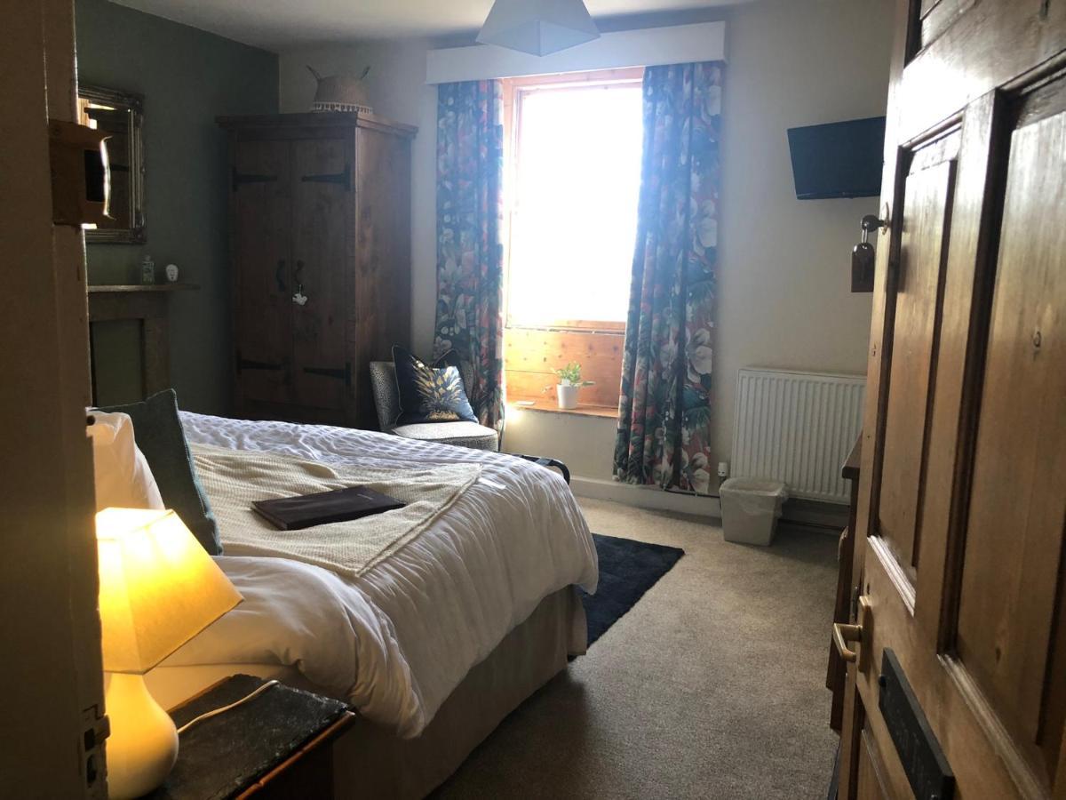 The Hollow Bed And Breakfast Great Longstone Exteriér fotografie